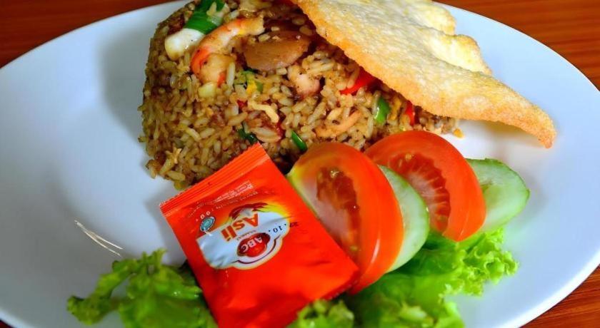 Augusta Sukabumi Hotel Εξωτερικό φωτογραφία