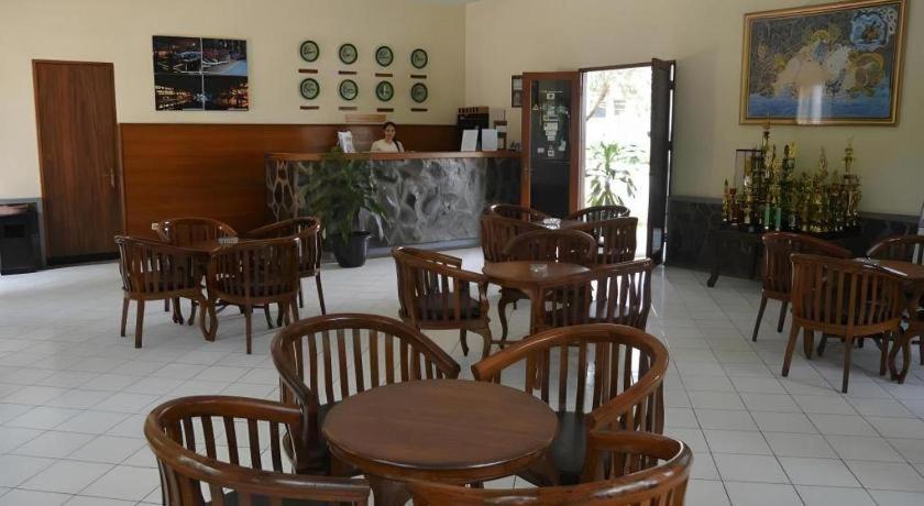 Augusta Sukabumi Hotel Εξωτερικό φωτογραφία