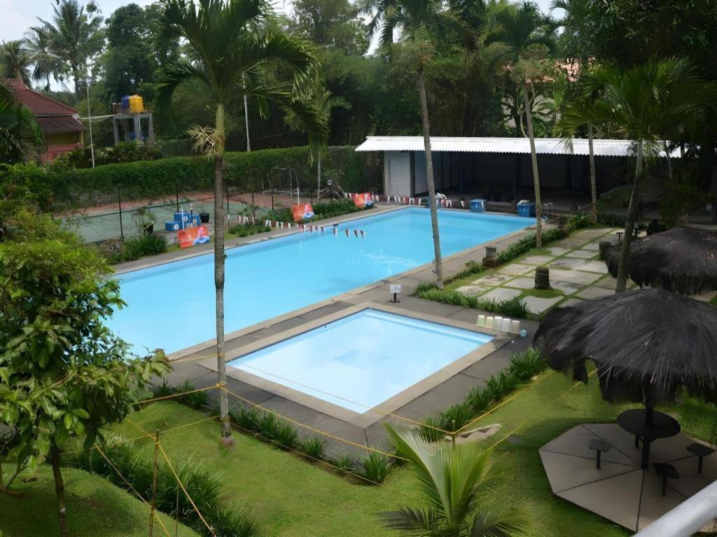 Augusta Sukabumi Hotel Εξωτερικό φωτογραφία